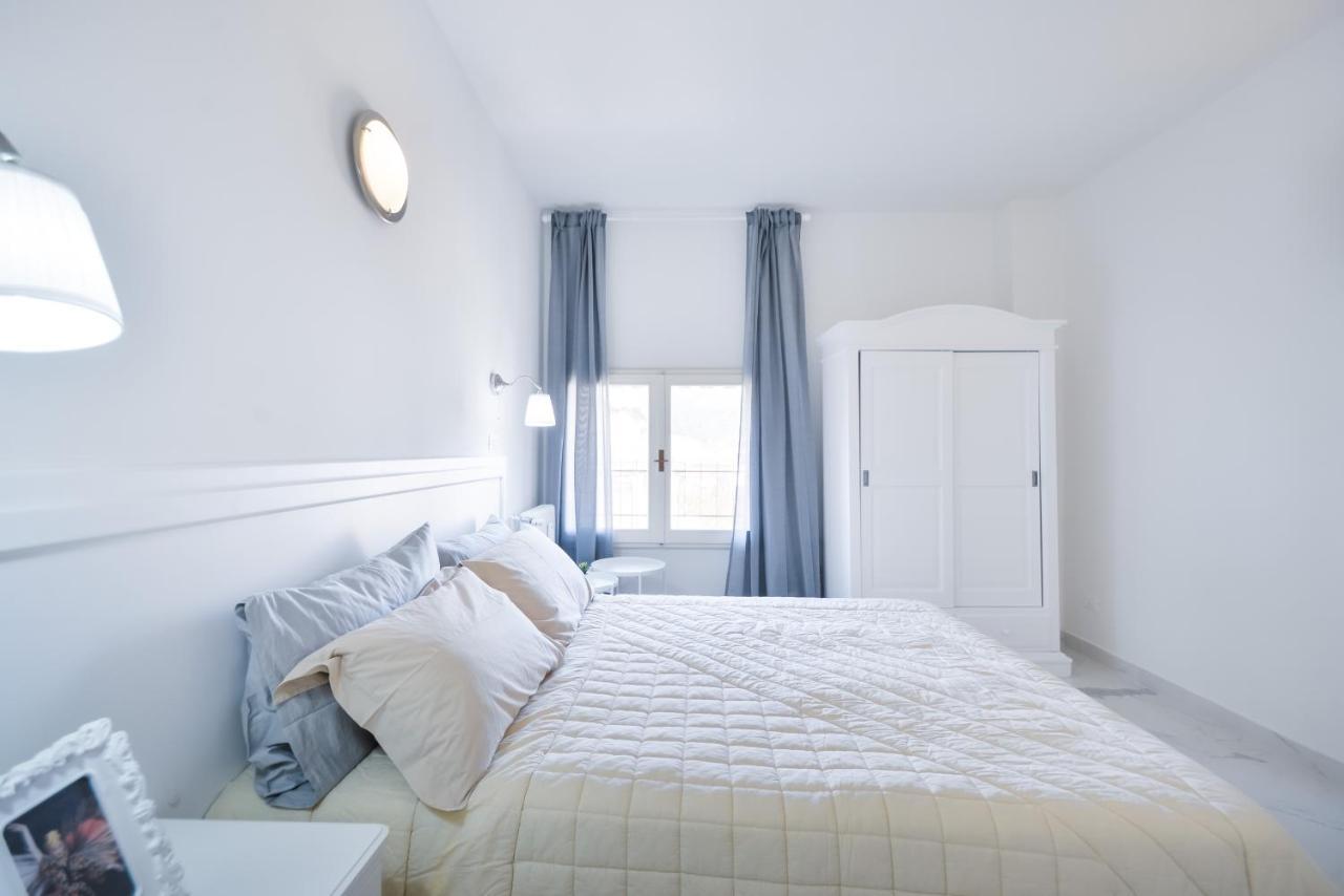 New Central Apartment & Rooms مونتيكاتيني تيرمي المظهر الخارجي الصورة